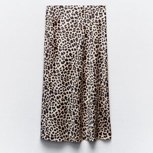 Zara Leopard Skirt NWOT